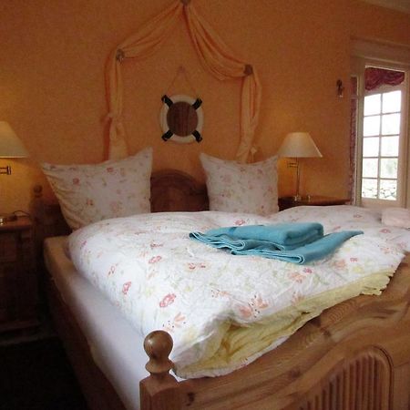 Апартаменты Nordsee "Haus Luttenblick" Whg.: Meeresrauschen Вик-ауф-Фёр Экстерьер фото