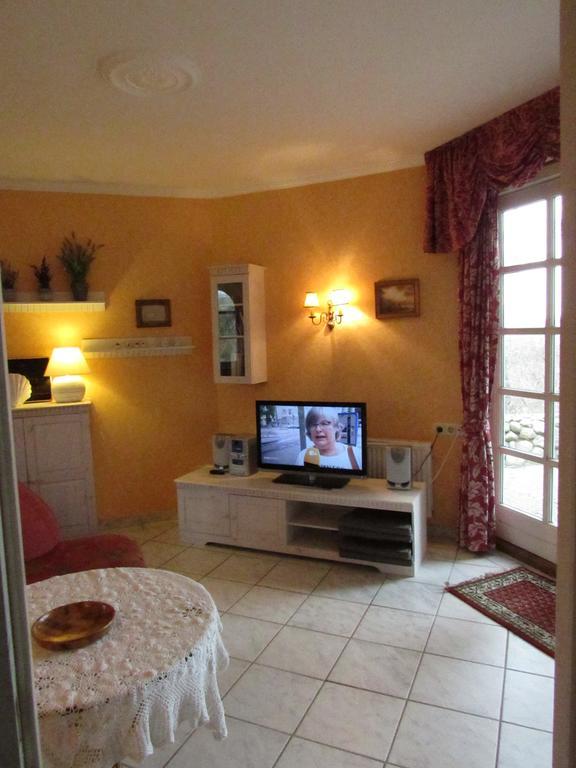 Апартаменты Nordsee "Haus Luttenblick" Whg.: Meeresrauschen Вик-ауф-Фёр Экстерьер фото